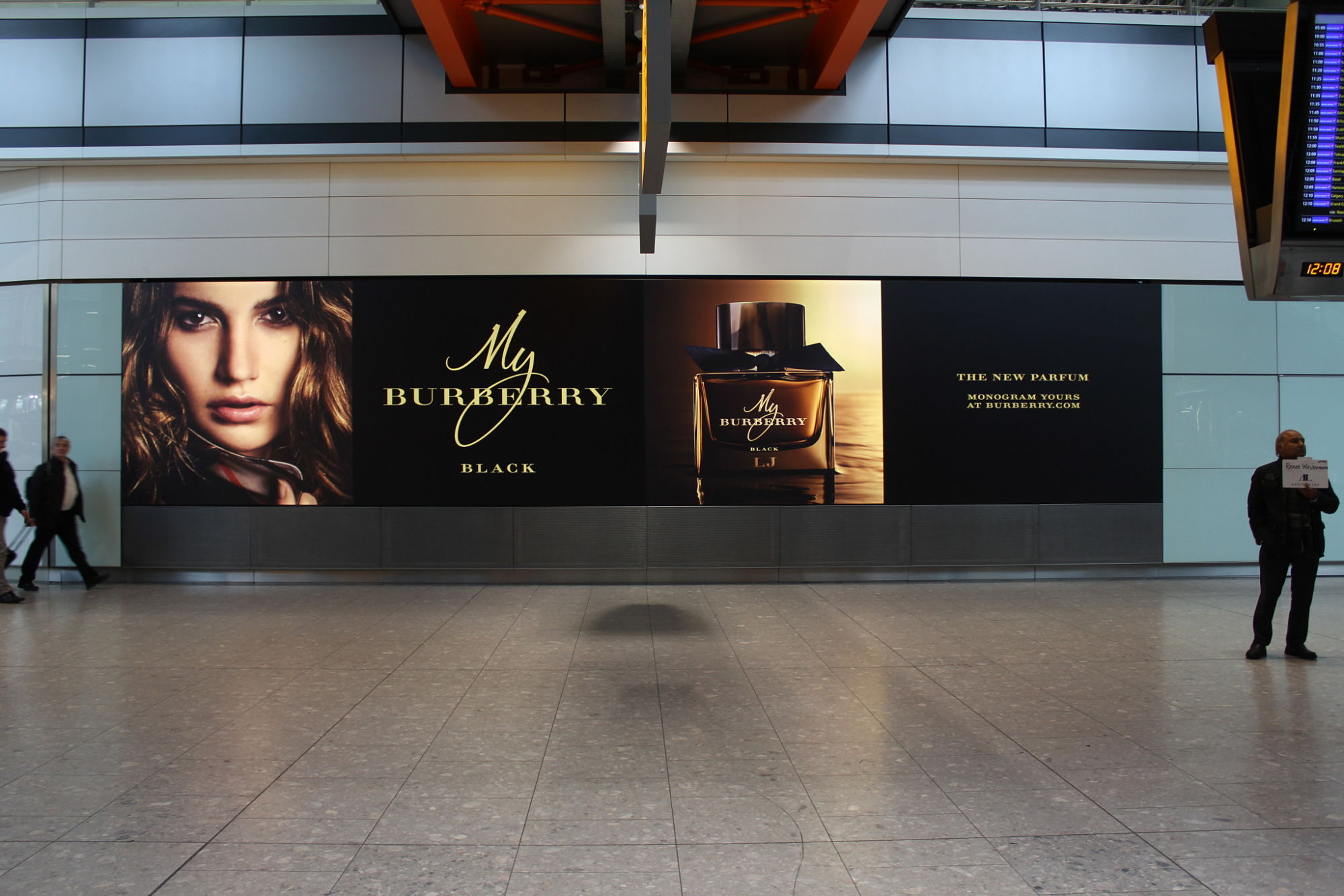 heathrow burberry